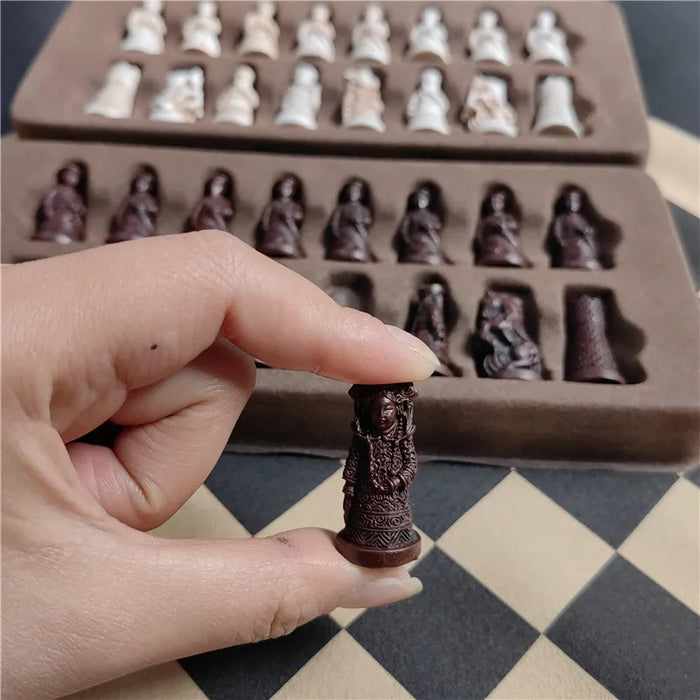 Retro Qing Bing Resin Chess Set with Velvet Board — 28cm Compact Game