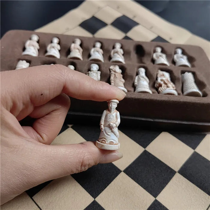 Retro Qing Bing Resin Chess Set with Velvet Board — 28cm Compact Game